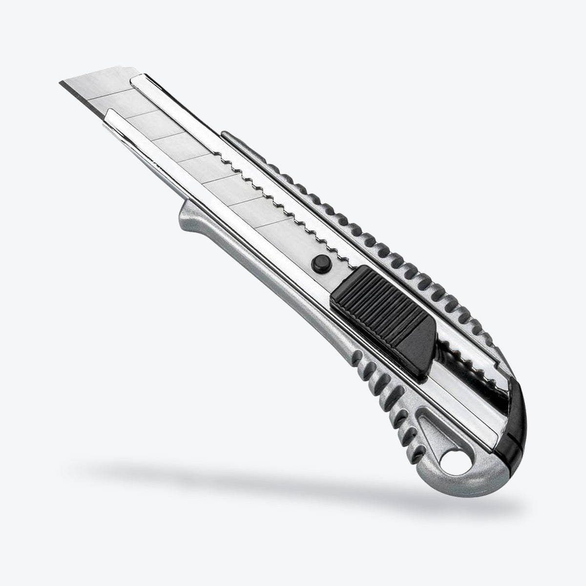Cuttermesser mit Metallgehäuse